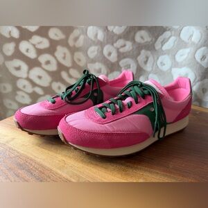 Saucony Urban Outfitters pink/ green Trainer 80